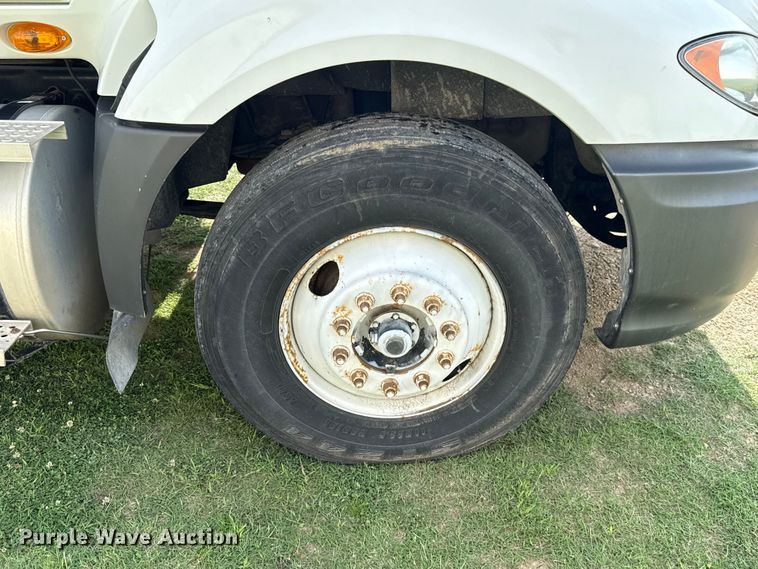 image for item ET6249 2010 International Prostar Premium semi truck