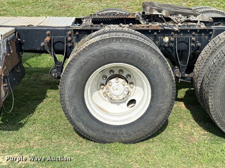 image for item ET6249 2010 International Prostar Premium semi truck