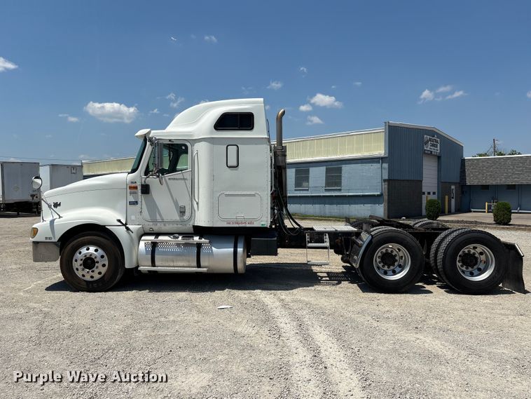 image for item EU0597 2006 International L9427 semi truck