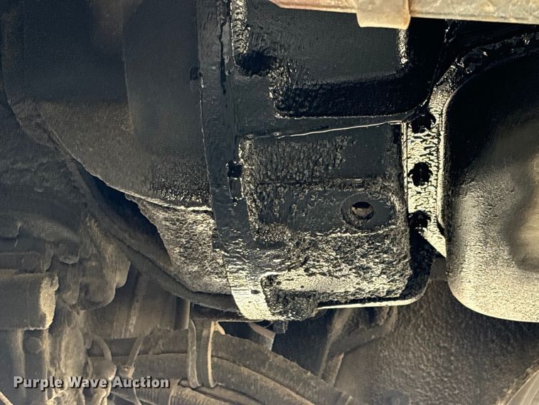 image for item EU0597 2006 International L9427 semi truck