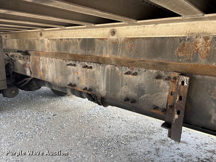 image for item EU0620 2009 Volvo VNM dump flatbed truck