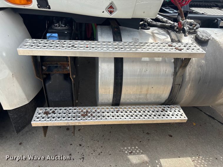 image for item EU0621 2024 International RH613 semi truck