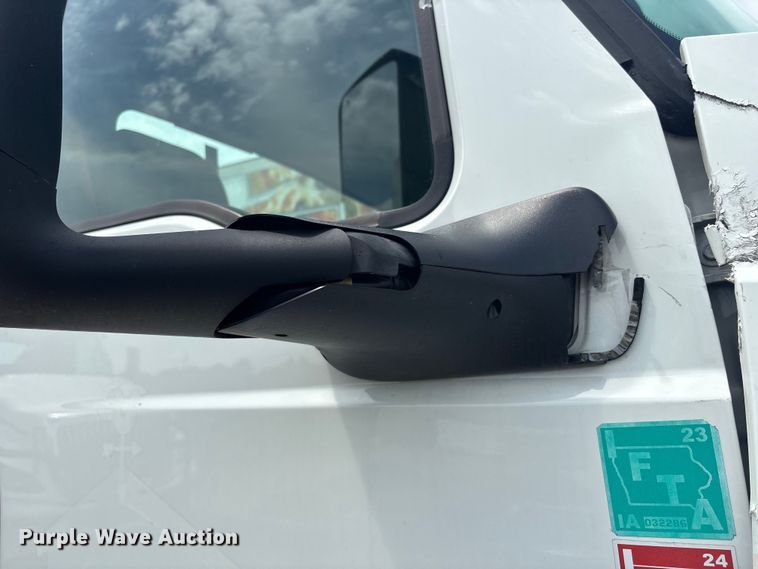 image for item EU0621 2024 International RH613 semi truck