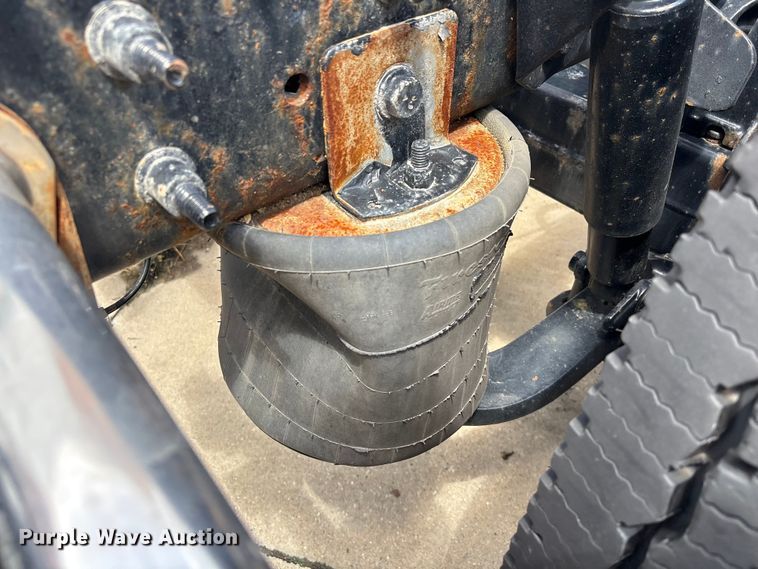 image for item EU0621 2024 International RH613 semi truck