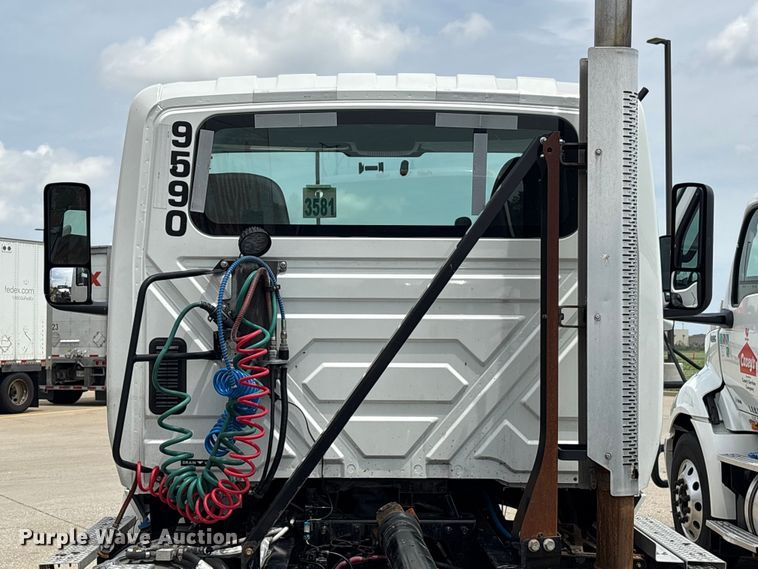 image for item EU0621 2024 International RH613 semi truck