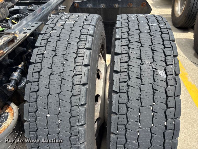 image for item EU0621 2024 International RH613 semi truck