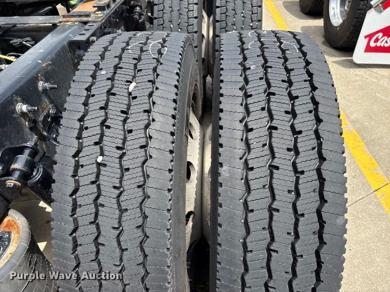 image for item EU0621 2024 International RH613 semi truck