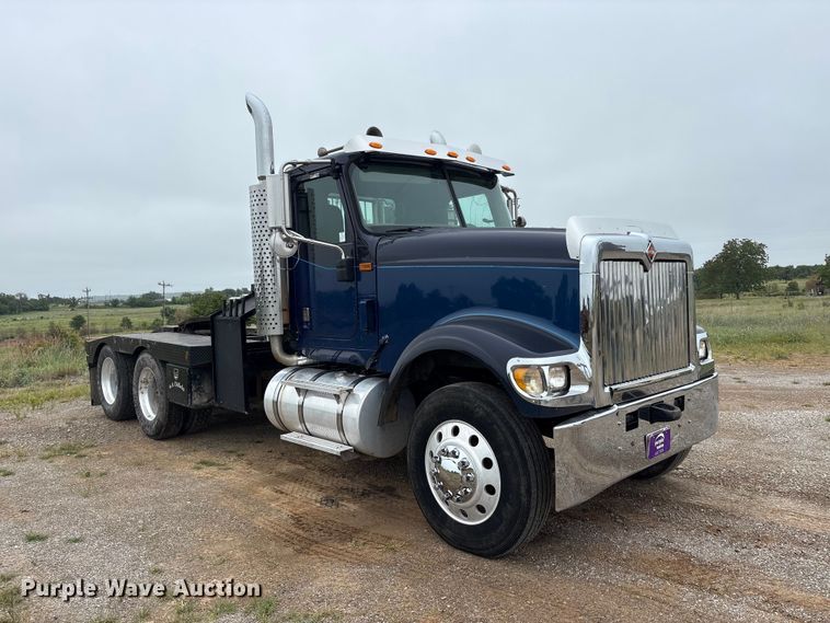 image for item EU5601 2007 International 5900i winch truck