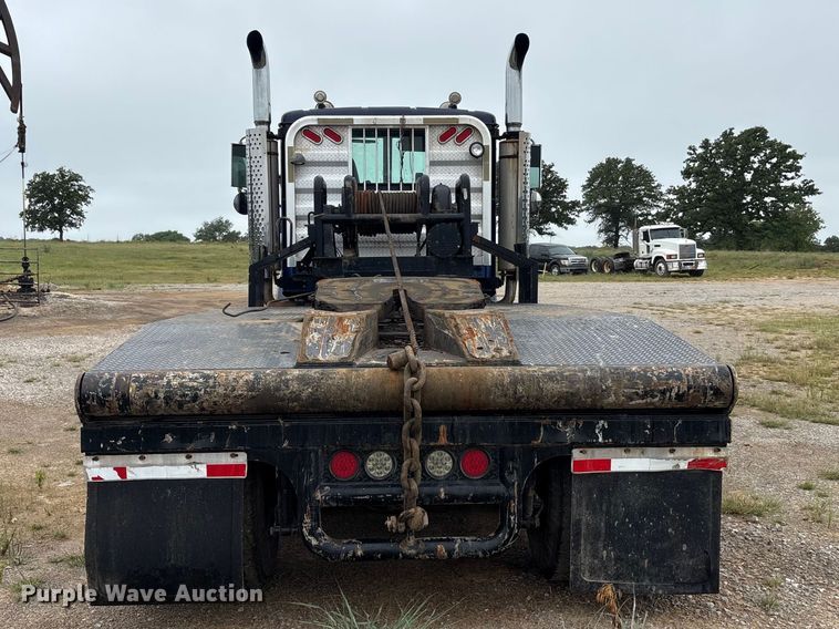 image for item EU5601 2007 International 5900i winch truck