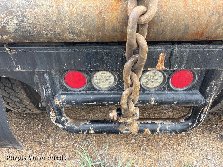 image for item EU5601 2007 International 5900i winch truck