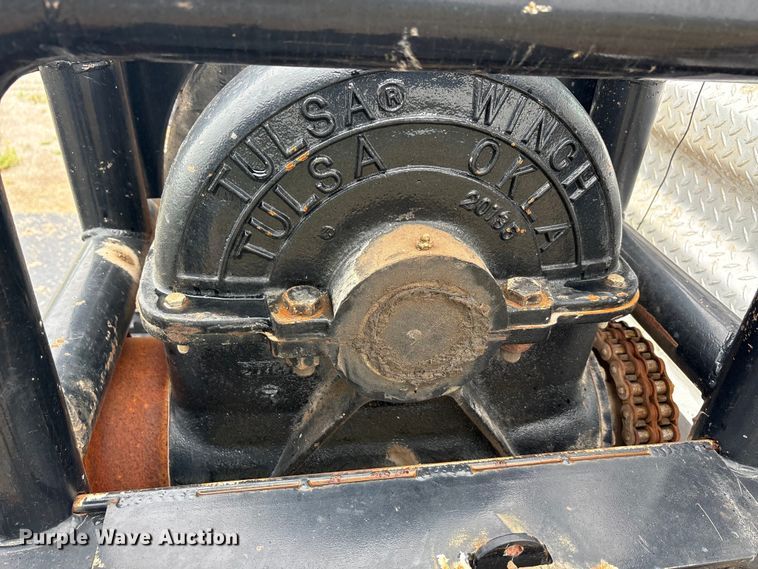 image for item EU5601 2007 International 5900i winch truck