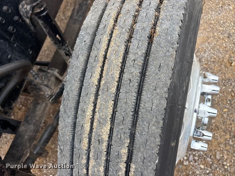image for item EU5601 2007 International 5900i winch truck