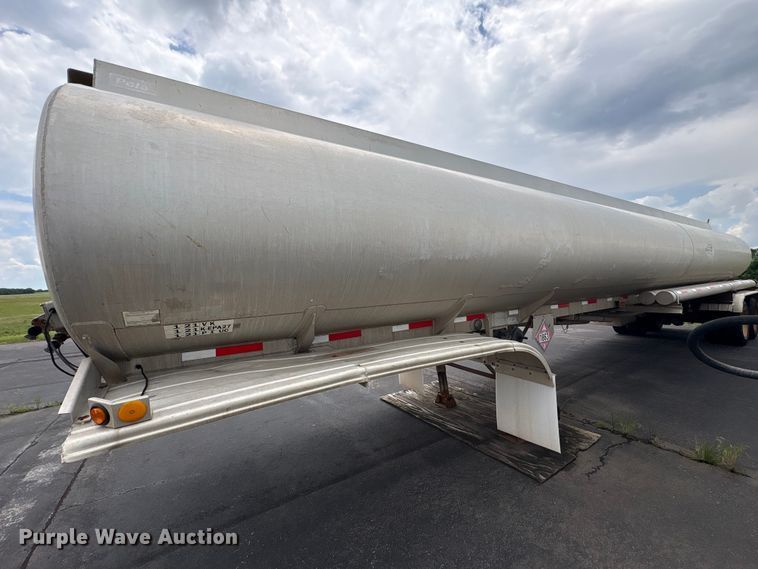 image for item EU5606 1997 Polar Tank Trailer Polar Tank Trailer tank trailer