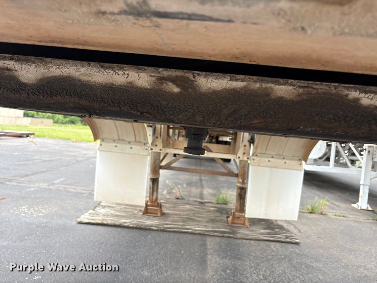image for item EU5606 1997 Polar Tank Trailer Polar Tank Trailer tank trailer
