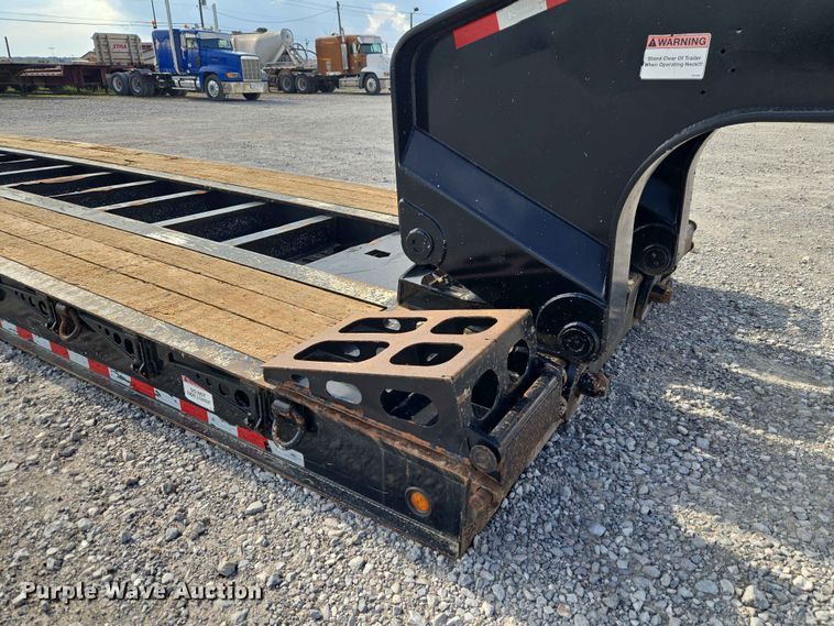 image for item EW0210 2023 Kaufman FRDT50-22-26-A-54-00 lowboy equipment trailer