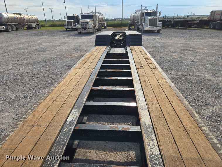 image for item EW0210 2023 Kaufman FRDT50-22-26-A-54-00 lowboy equipment trailer