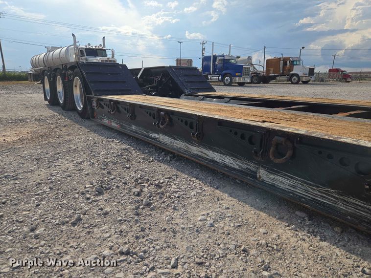 image for item EW0210 2023 Kaufman FRDT50-22-26-A-54-00 lowboy equipment trailer