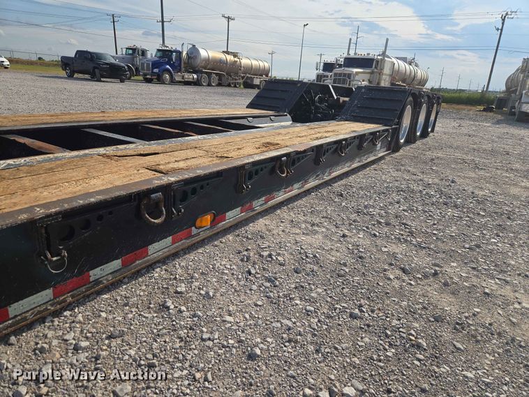 image for item EW0210 2023 Kaufman FRDT50-22-26-A-54-00 lowboy equipment trailer