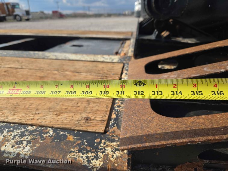 image for item EW0210 2023 Kaufman FRDT50-22-26-A-54-00 lowboy equipment trailer