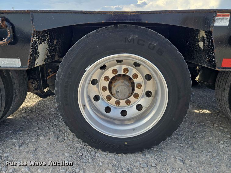 image for item EW0210 2023 Kaufman FRDT50-22-26-A-54-00 lowboy equipment trailer