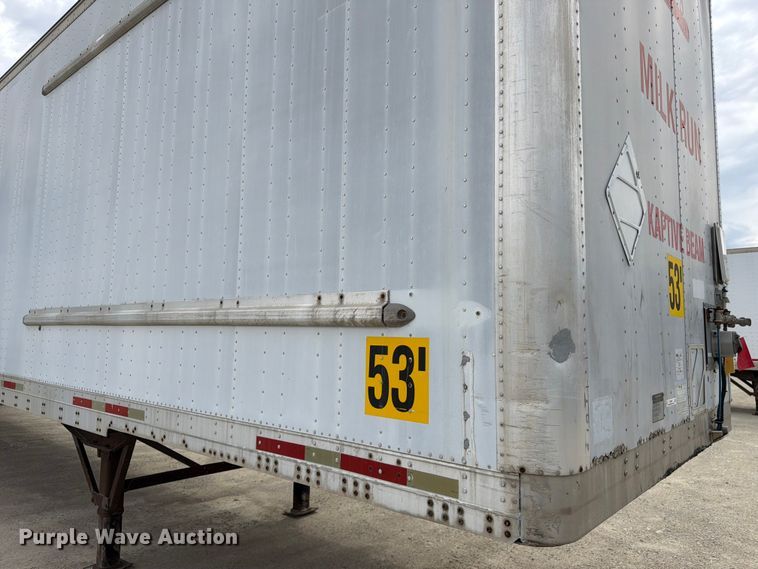image for item EW2039 2002 Wabash National Corporation dry van trailer