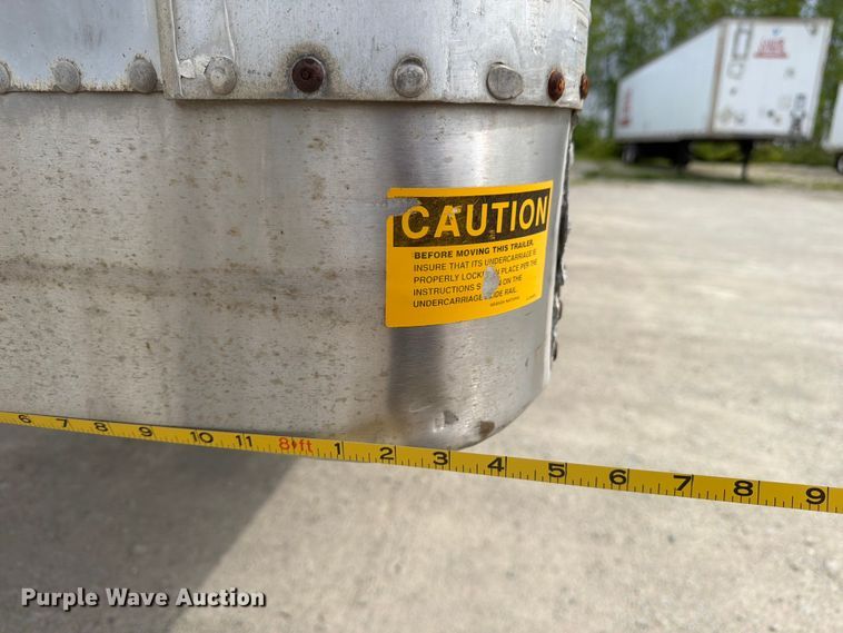 image for item EW2039 2002 Wabash National Corporation dry van trailer