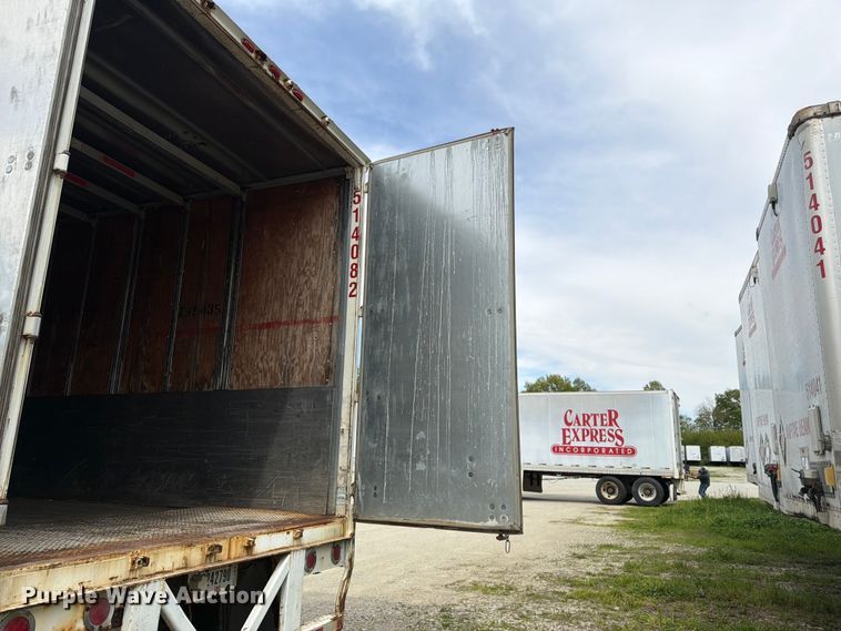 image for item EW2039 2002 Wabash National Corporation dry van trailer