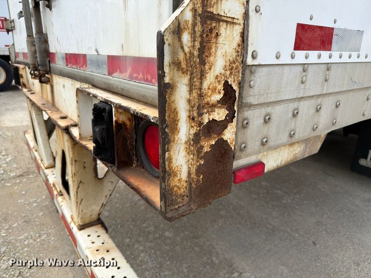 image for item EW2040 2005 Strick Corp. dry van trailer