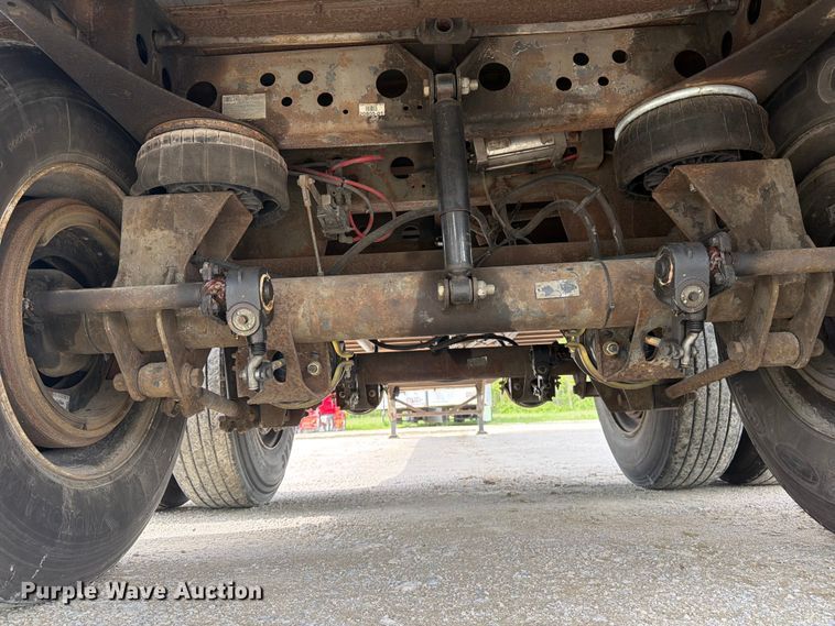 image for item EW2042 2005 Strick Corp. dry van trailer