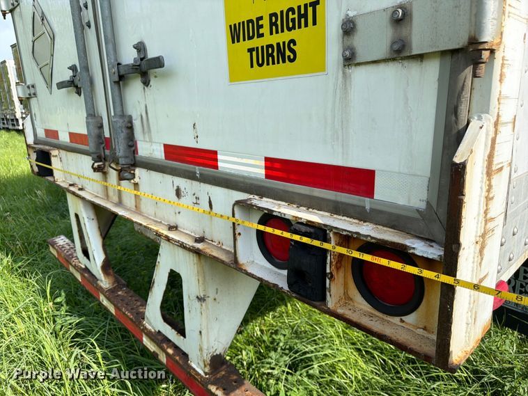 image for item EW2048 2007 Strick Corp. dry van trailer