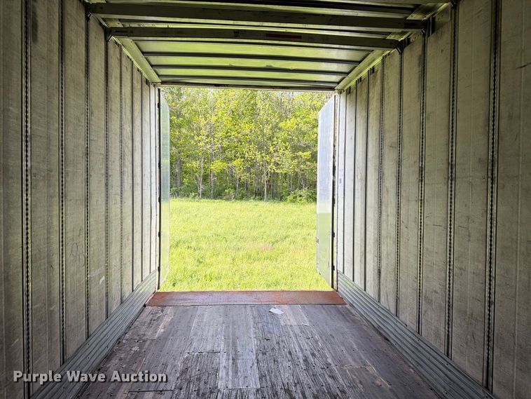 image for item EW2048 2007 Strick Corp. dry van trailer