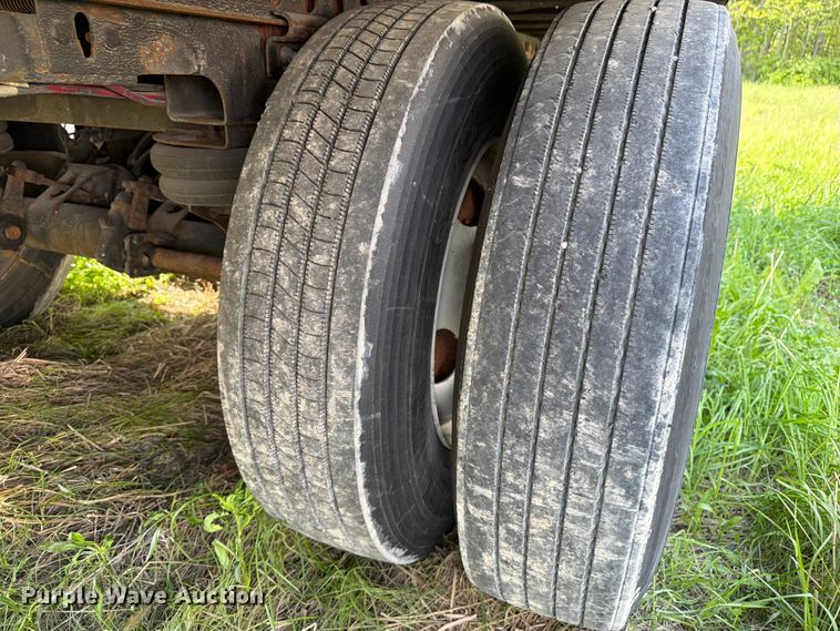 image for item EW2048 2007 Strick Corp. dry van trailer