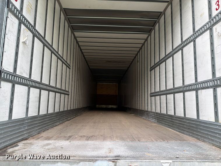 image for item EW2049 2016 Vanguard National Trailer Corp. Maxcube dry van trailer