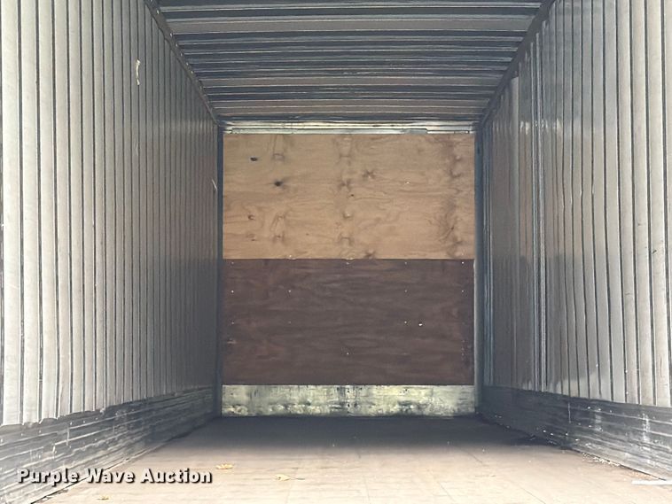 image for item EW2049 2016 Vanguard National Trailer Corp. Maxcube dry van trailer