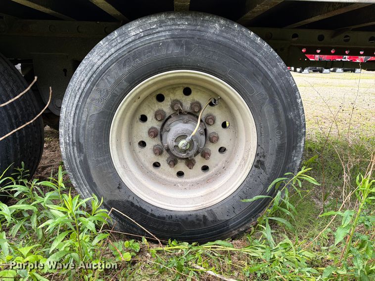 image for item EW2049 2016 Vanguard National Trailer Corp. Maxcube dry van trailer
