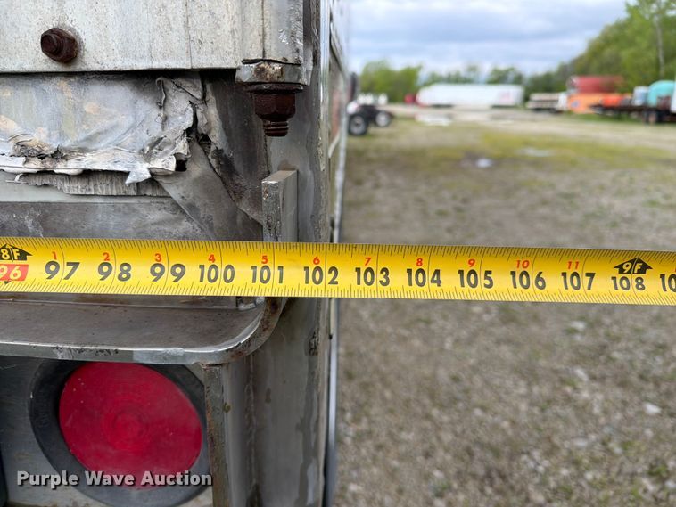 image for item EW2052 2002 Utility Trailer Mfg. Co. VS2DC dry van trailer