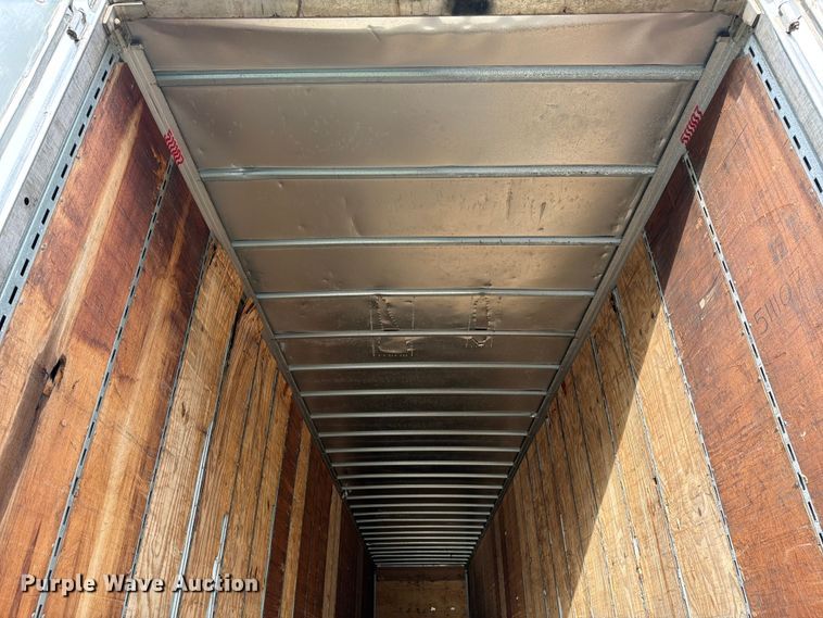 image for item EW2052 2002 Utility Trailer Mfg. Co. VS2DC dry van trailer