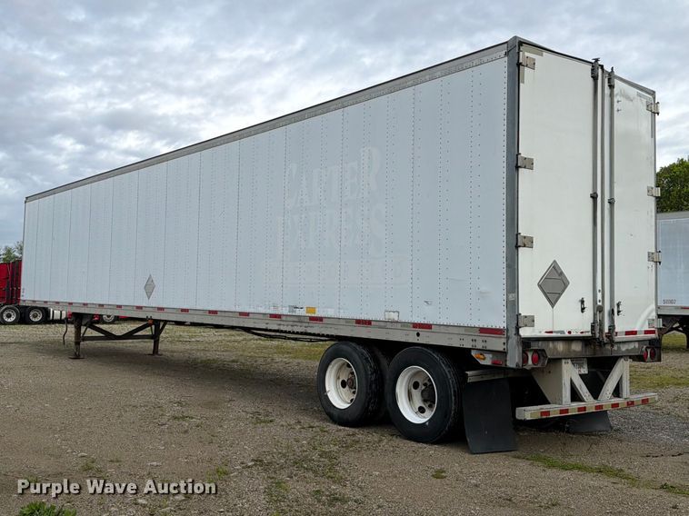 image for item EW2054 2005 Vanguard National Trailer Corp. dry van trailer