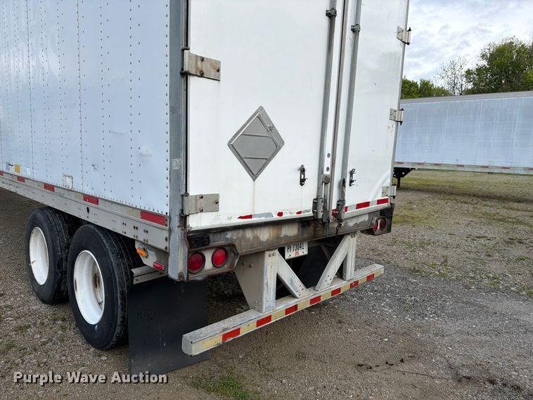image for item EW2054 2005 Vanguard National Trailer Corp. dry van trailer