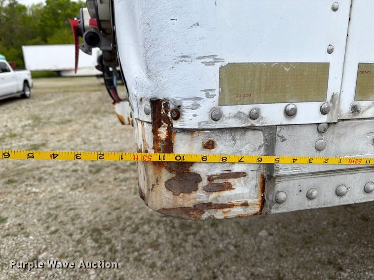 image for item EW2055 2006 Strick Corp. dry van trailer