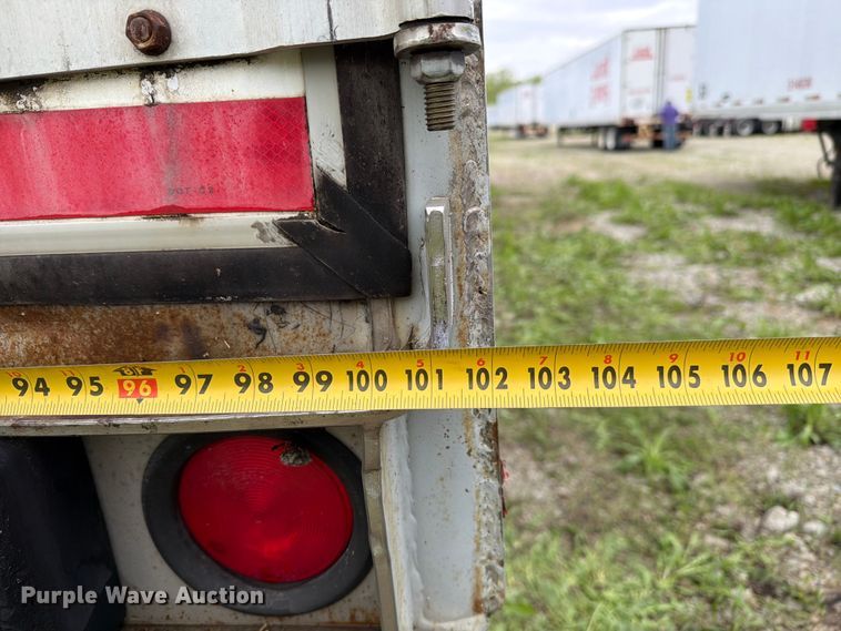 image for item EW2058 2004 Utility Trailer Mfg. Co. VS2DC dry van trailer