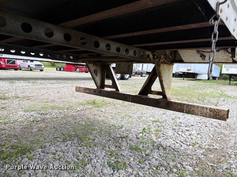 image for item EW2060 2005 Strick Corp. dry van trailer