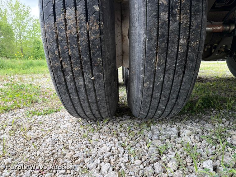 image for item EW2060 2005 Strick Corp. dry van trailer