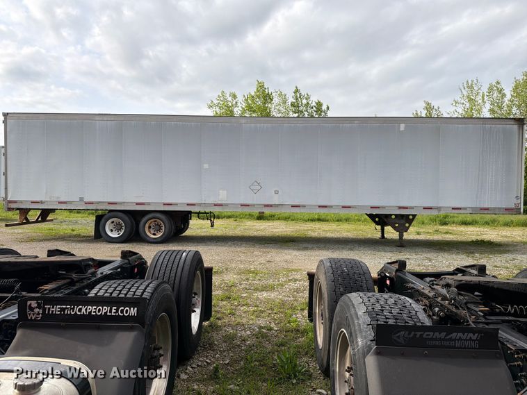 image for item EW2061 2004 Utility Trailer Mfg. Co. VS2DC dry van trailer