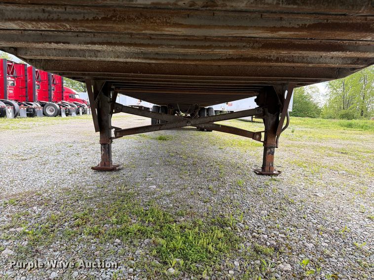image for item EW2061 2004 Utility Trailer Mfg. Co. VS2DC dry van trailer