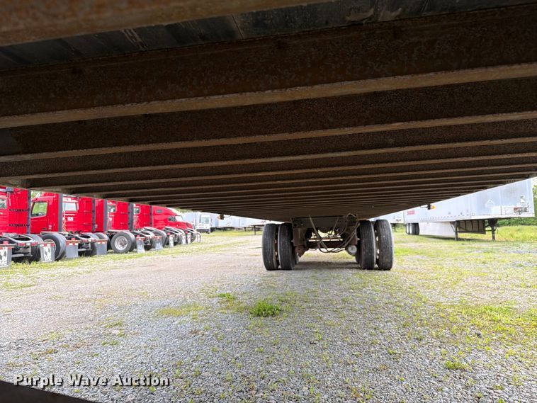 image for item EW2061 2004 Utility Trailer Mfg. Co. VS2DC dry van trailer