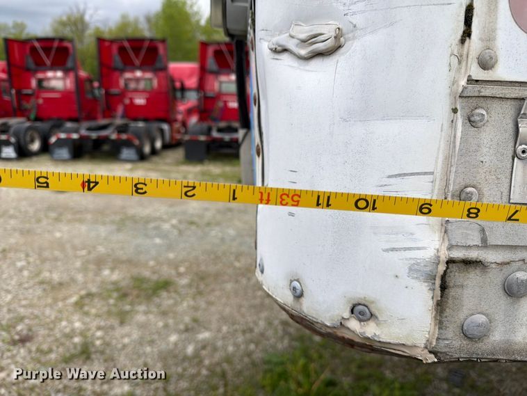 image for item EW2061 2004 Utility Trailer Mfg. Co. VS2DC dry van trailer