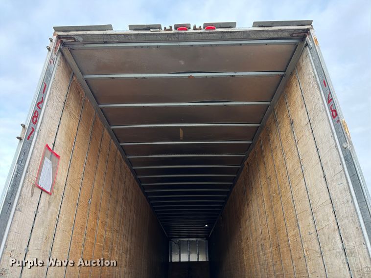 image for item EW2063 2005 Vanguard National Trailer Corp. VIP4000 dry van trailer