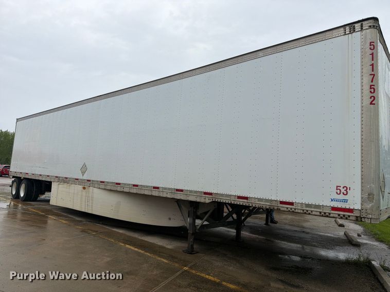 image for item EW2065 2010 Vanguard National Trailer Corp. Maxcube dry van trailer