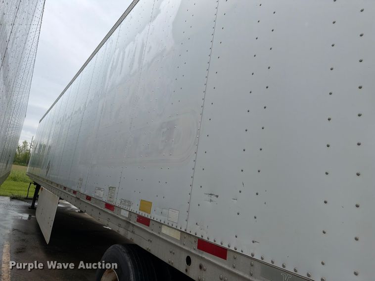 image for item EW2065 2010 Vanguard National Trailer Corp. Maxcube dry van trailer